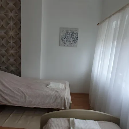 Leander Nyaralo Dom wakacyjny Balatonfenyves