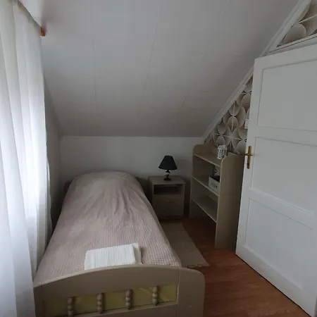 Holiday home Leander Nyaralo Balatonfenyves