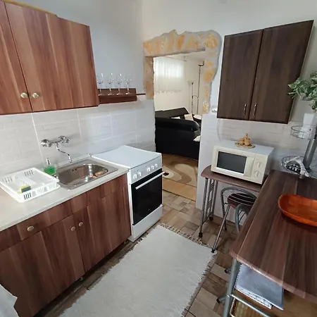 Leander * Balatonfenyves