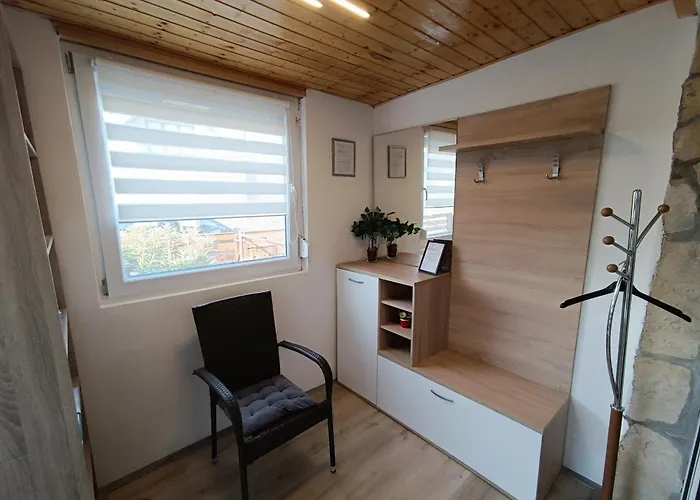 Nyaraló Leander Balatonfenyves