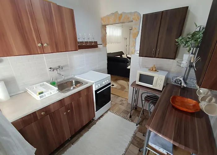 Leander * Balatonfenyves