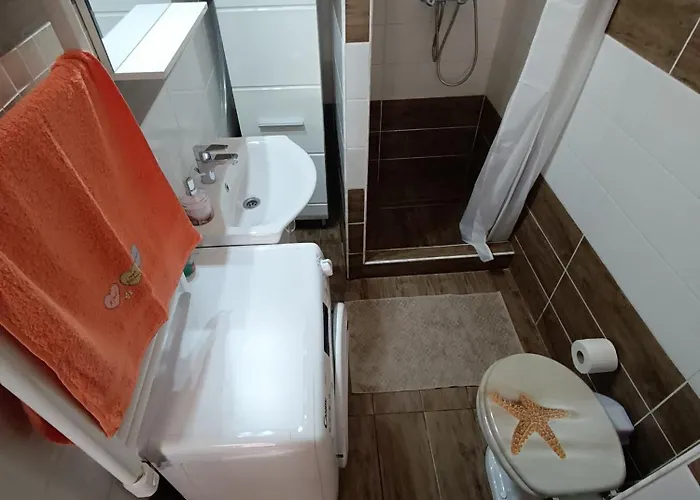 Nyaraló Leander Balatonfenyves