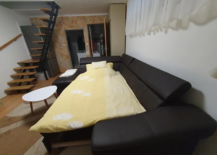 Nyaraló Leander Balatonfenyves