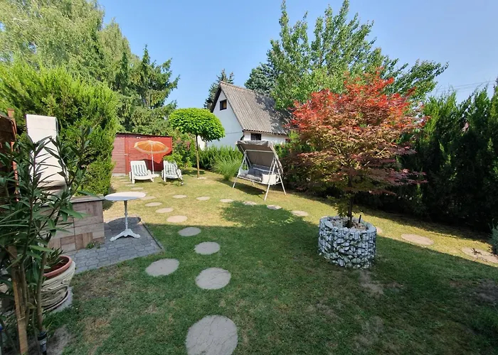 Nyaraló Leander Balatonfenyves